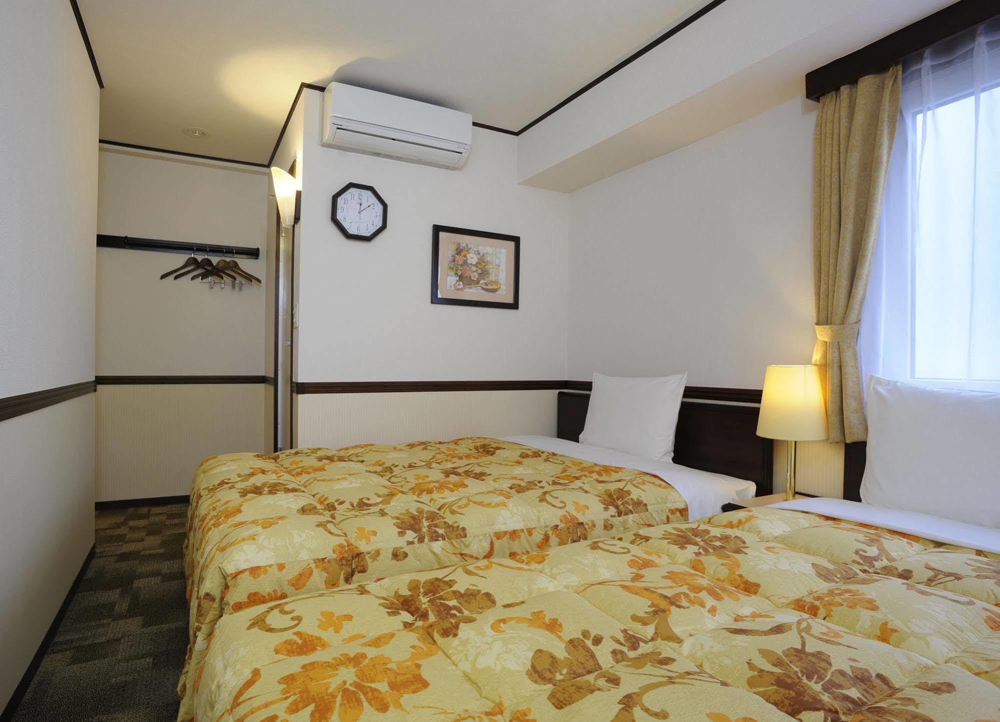 Toyoko Inn Fujisan Numazu Eki Kita Guchi No 2 Esterno foto