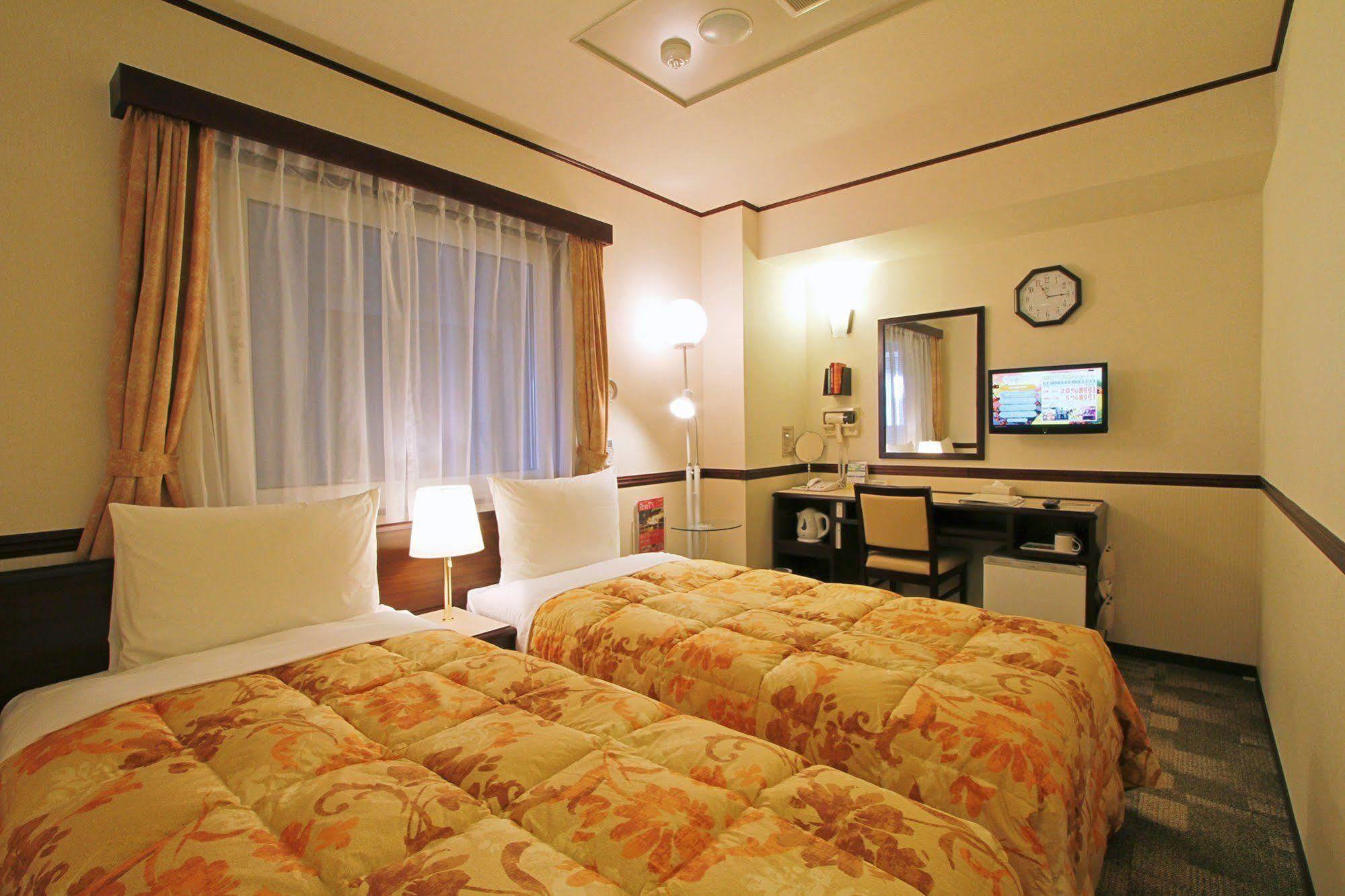 Toyoko Inn Fujisan Numazu Eki Kita Guchi No 2 Esterno foto